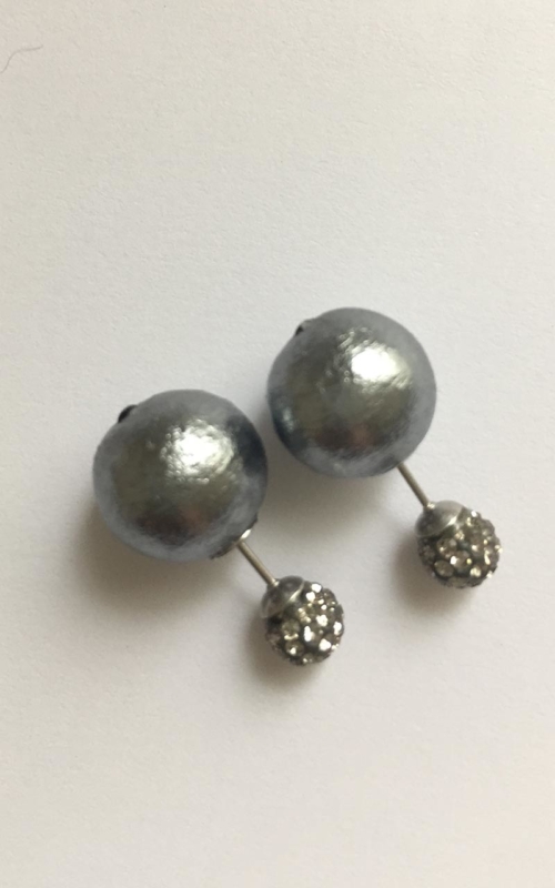 EB-02     crystal ball front,   M size white or grey cotton pearls back